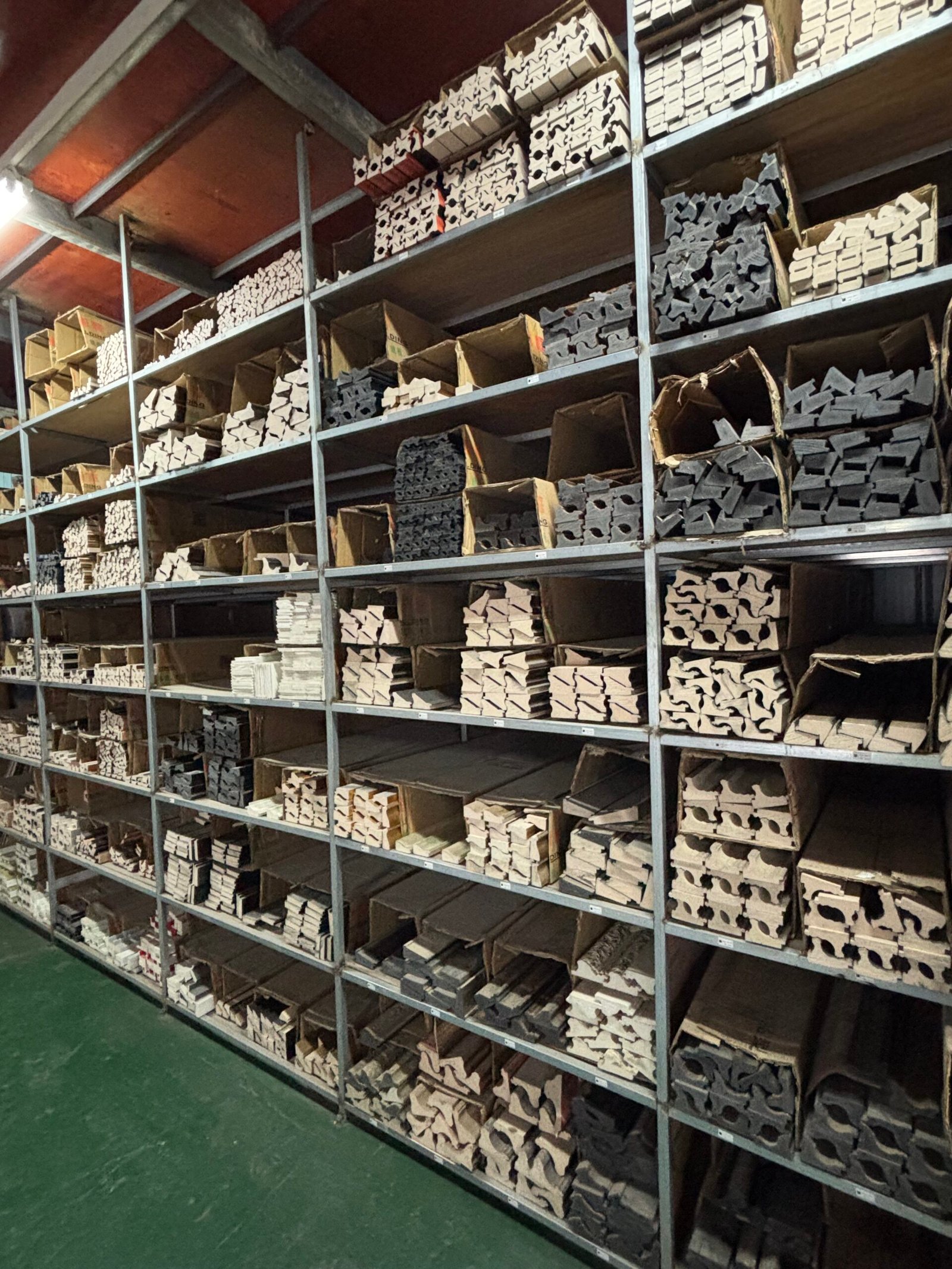 Moulding warehouse