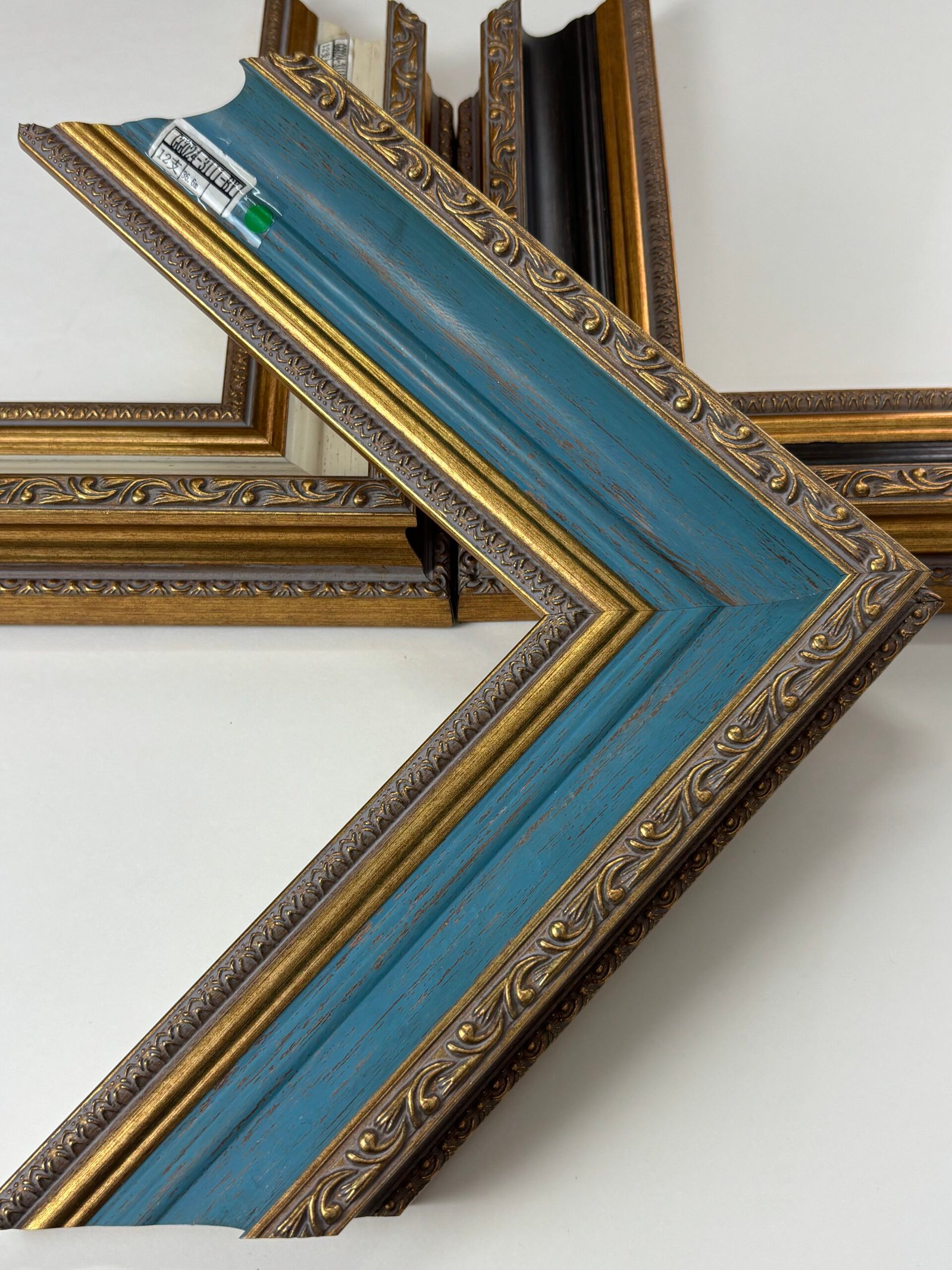 Colour & Decorative Detail
